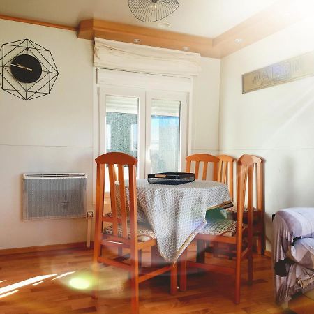 Mobil Home Dans Camping Saillagouse Exterior photo